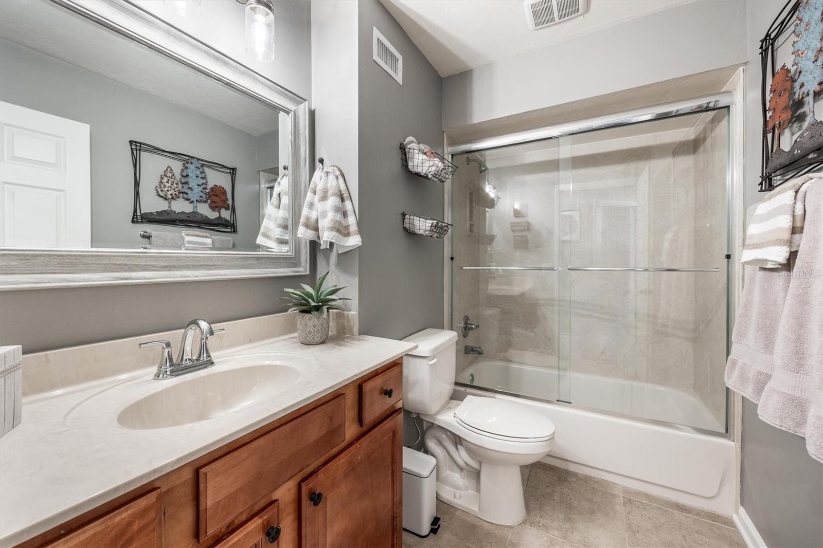 Image 17 of 50 For 13441 5th Lane