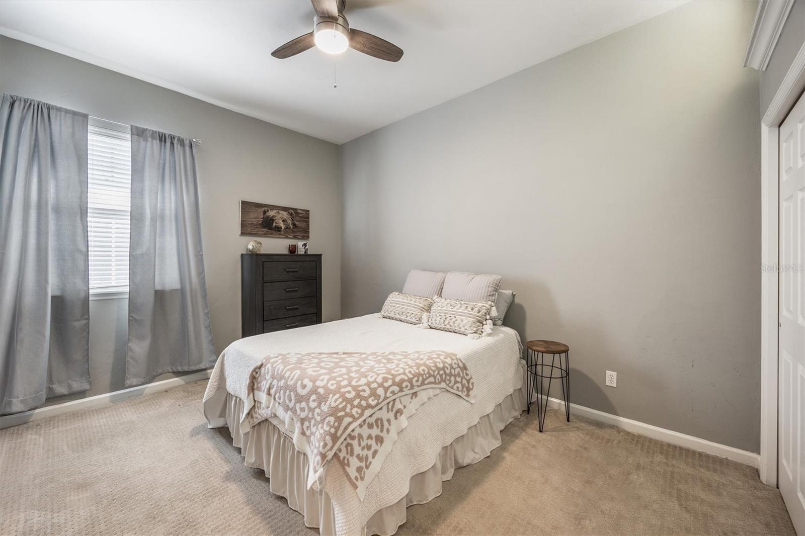 Image 18 of 50 For 13441 5th Lane