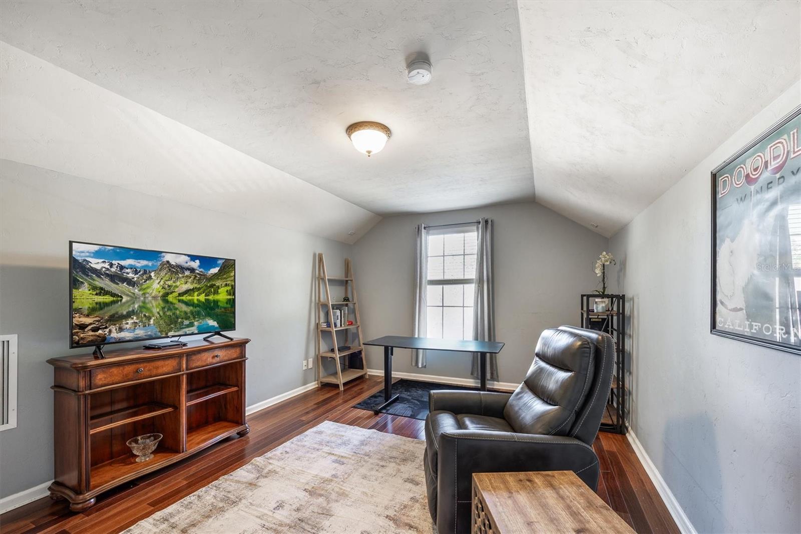 Image 22 of 50 For 13441 5th Lane