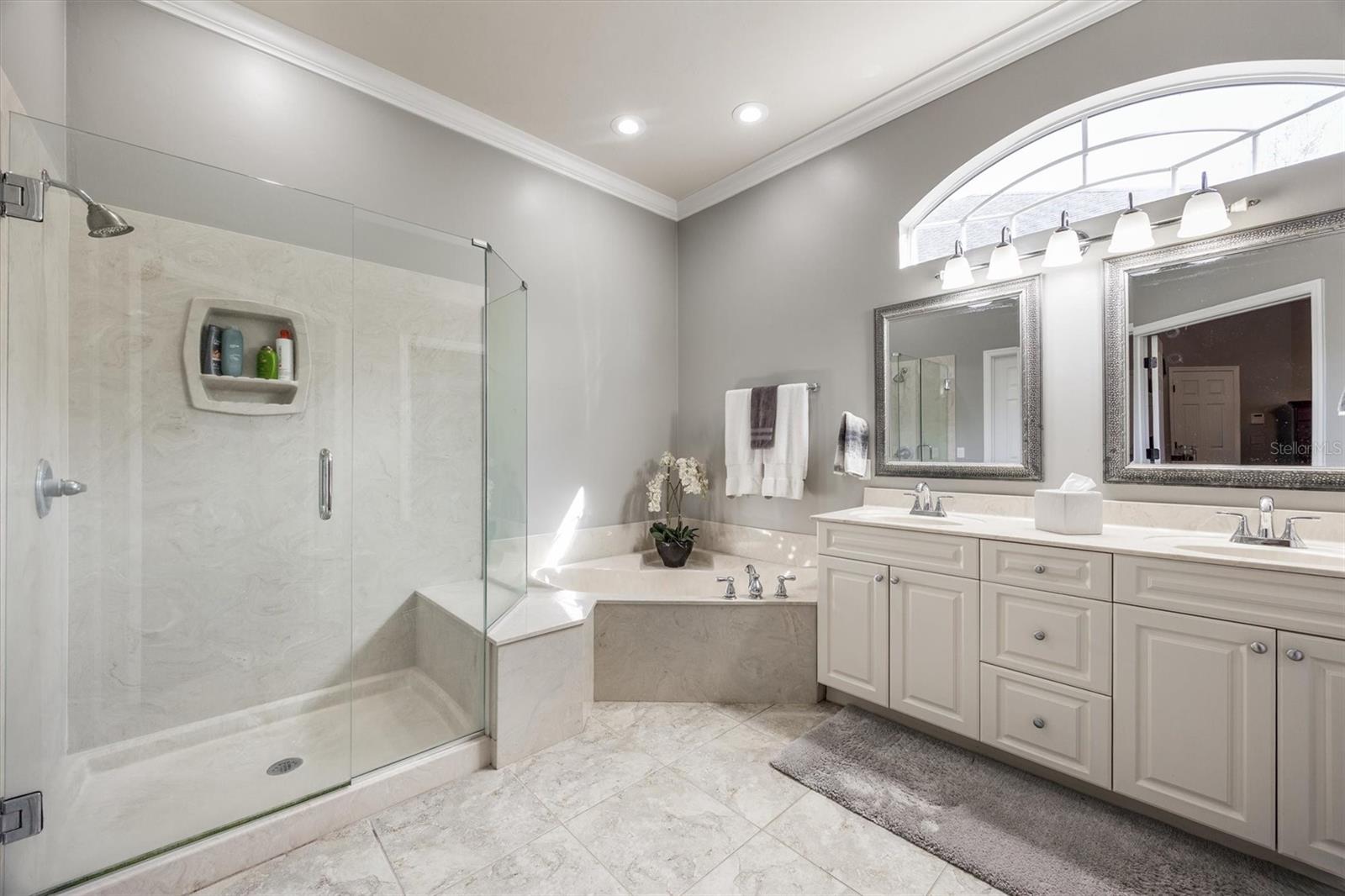 Image 29 of 50 For 13441 5th Lane