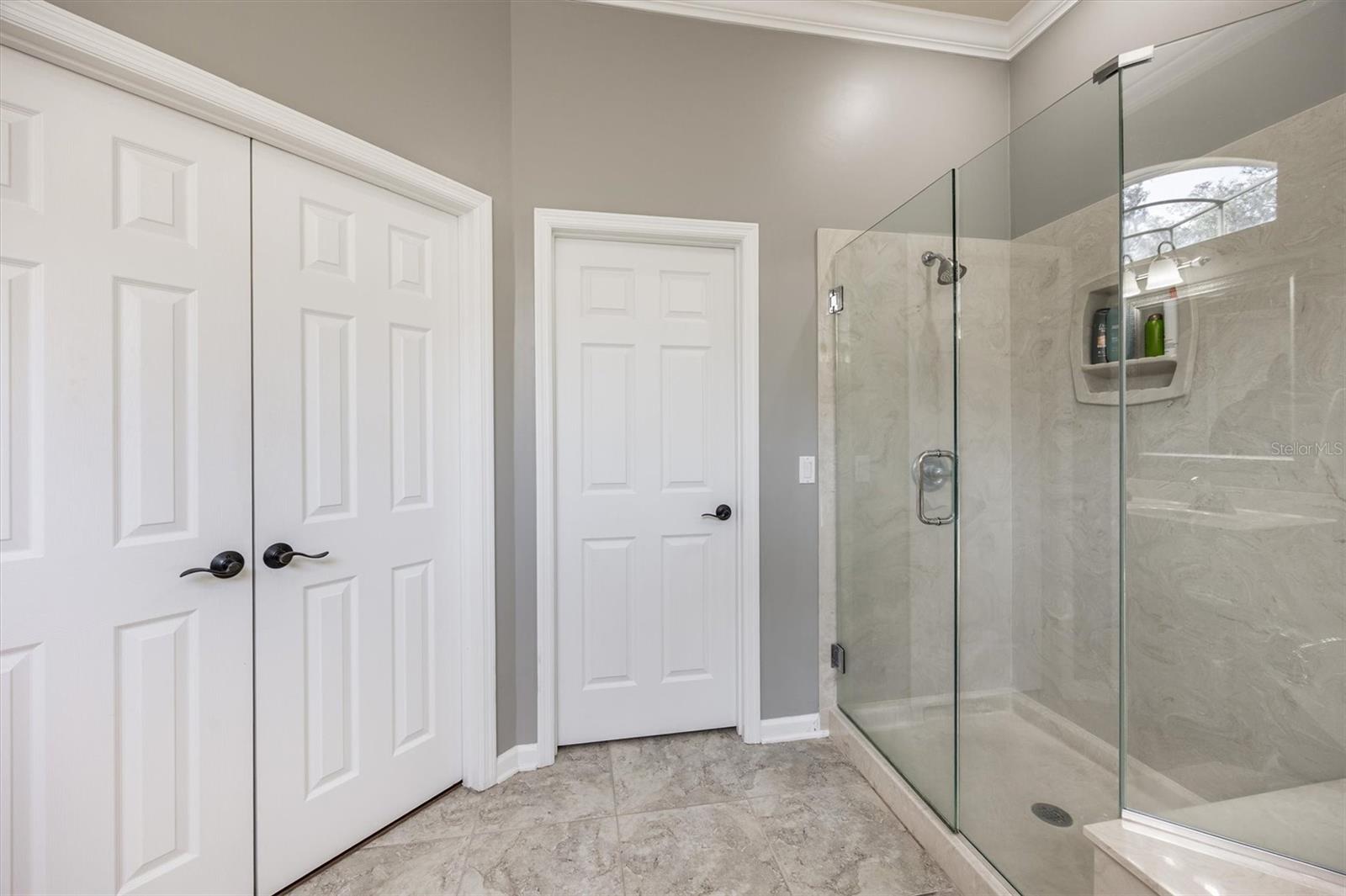 Image 32 of 50 For 13441 5th Lane