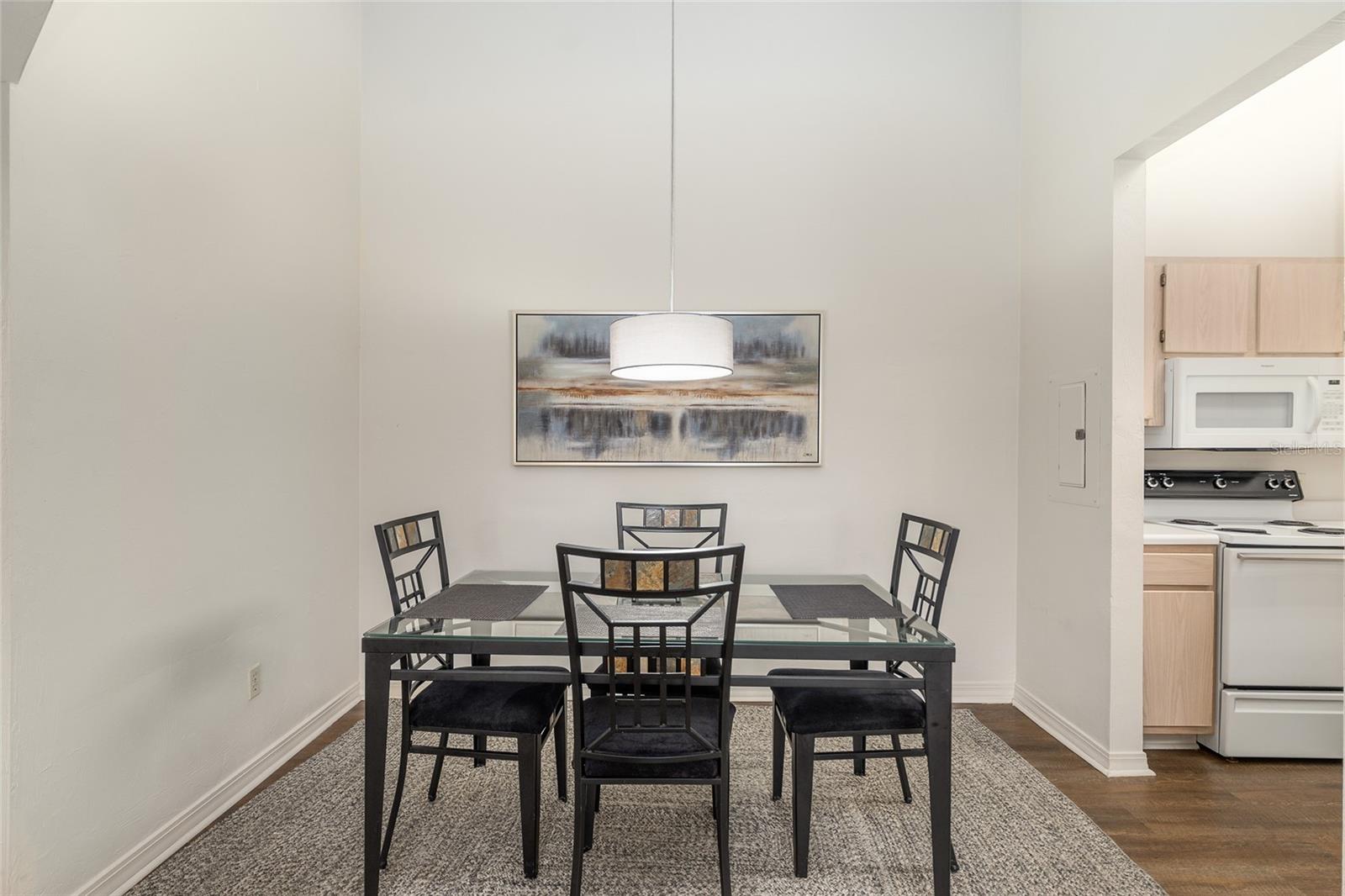 Image 12 of 39 For 2360 Archer Road 1009