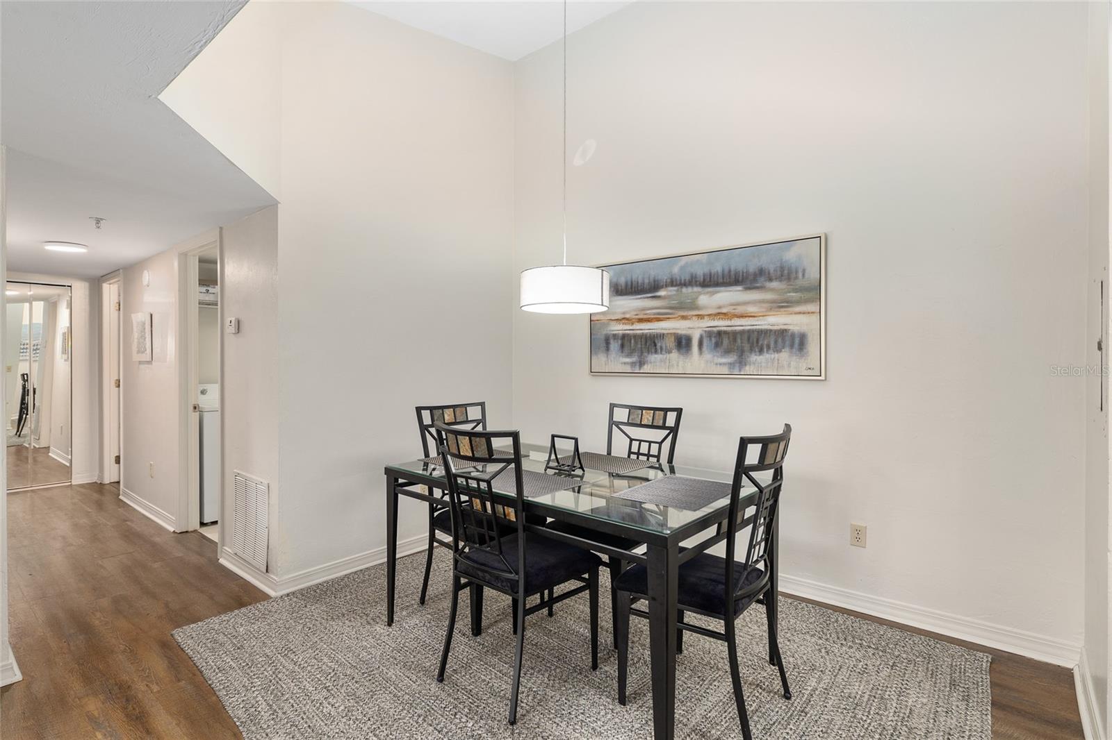 Image 13 of 39 For 2360 Archer Road 1009