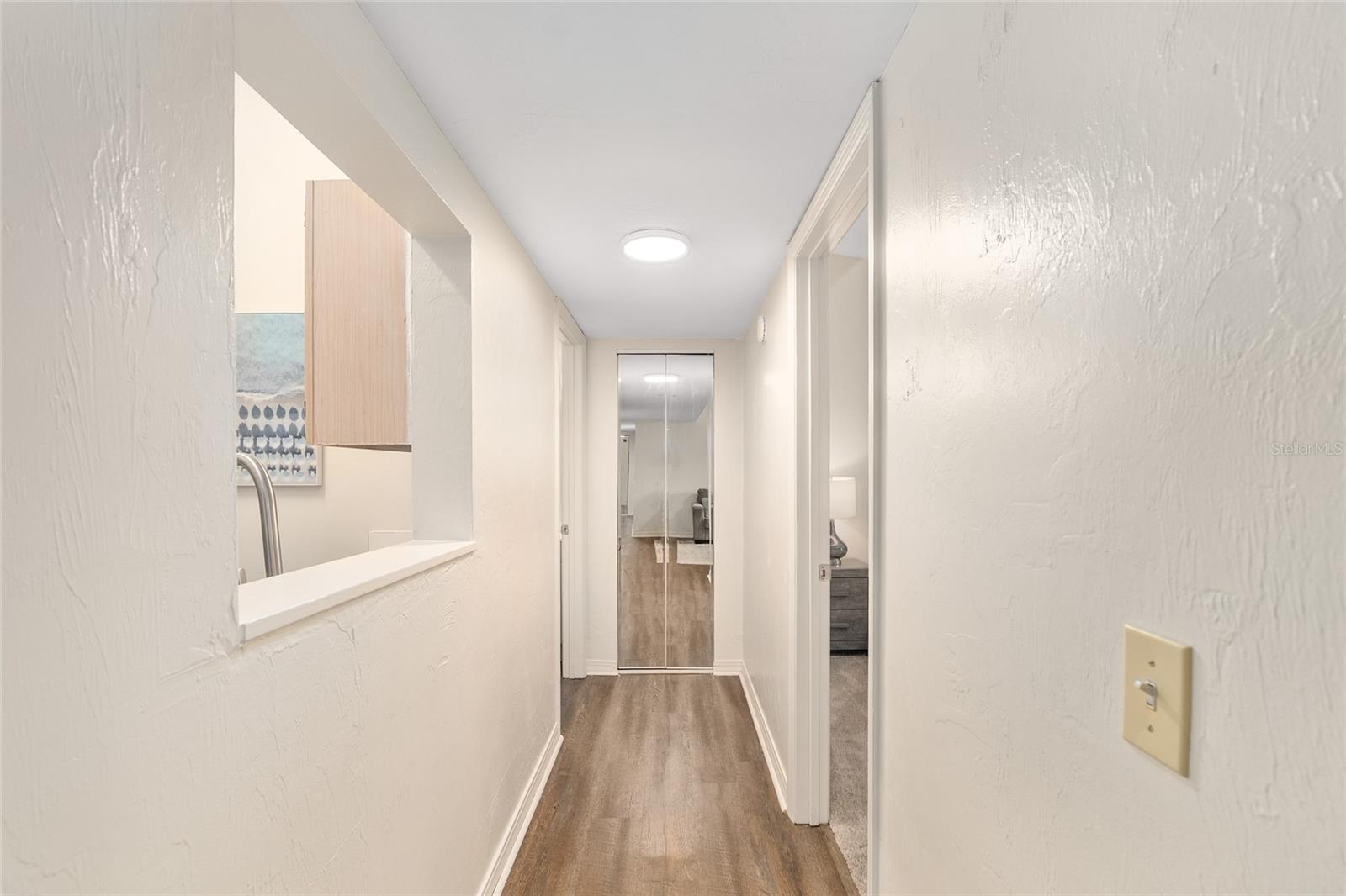 Image 21 of 39 For 2360 Archer Road 1009