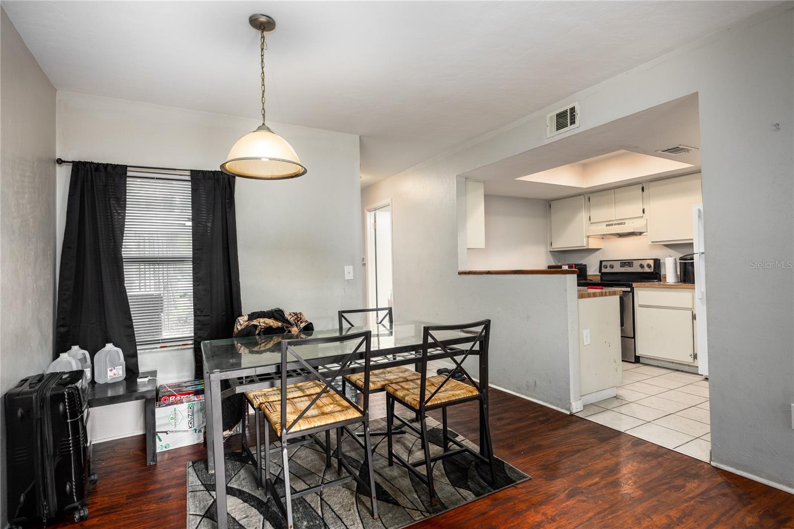 Image 14 of 25 For 4404 70th Terrace A