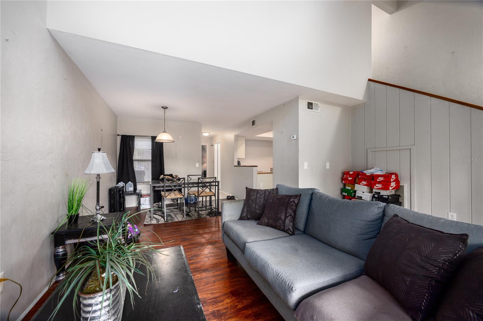 Image 17 of 25 For 4404 70th Terrace A