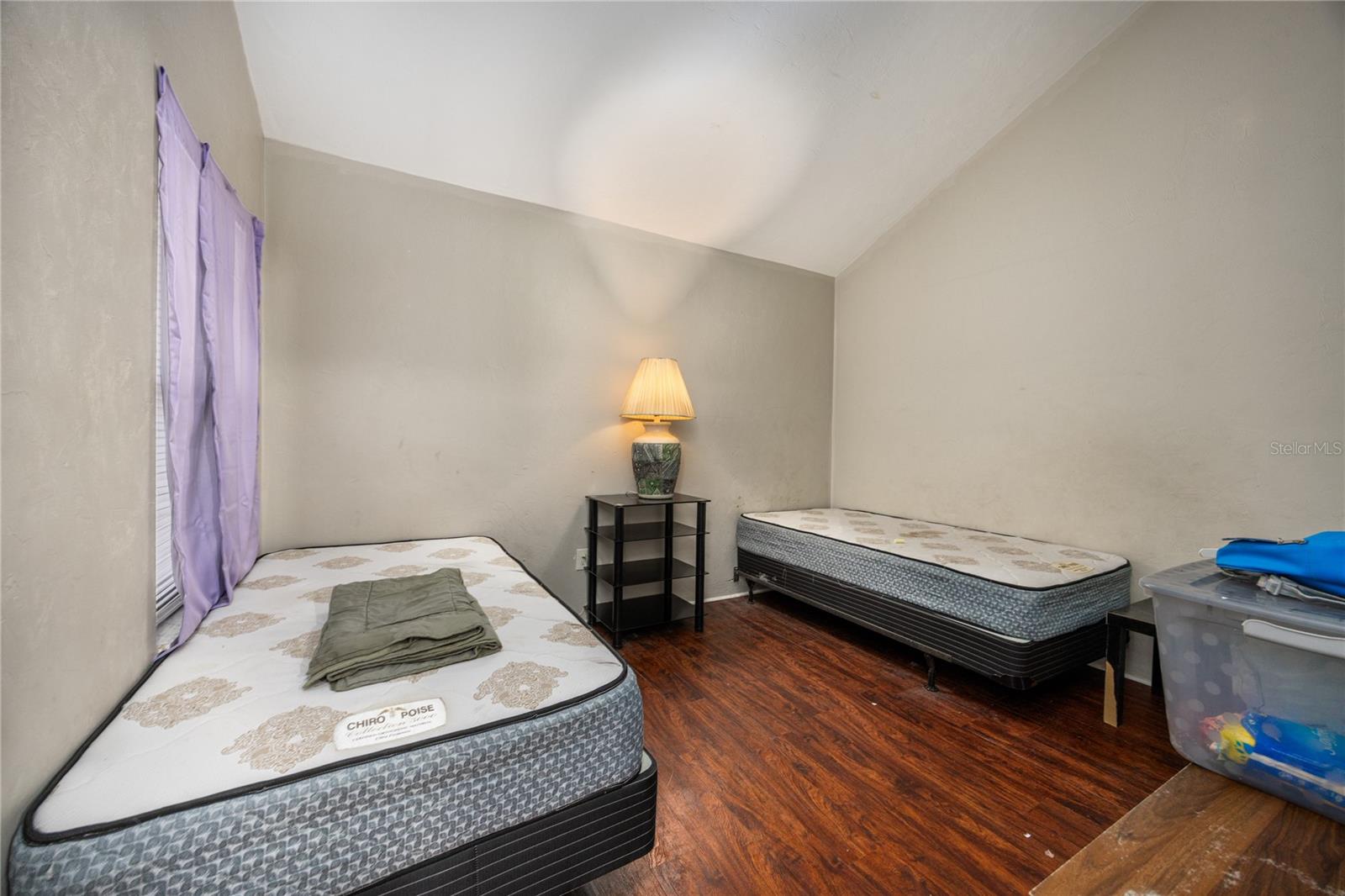 Image 6 of 25 For 4404 70th Terrace A