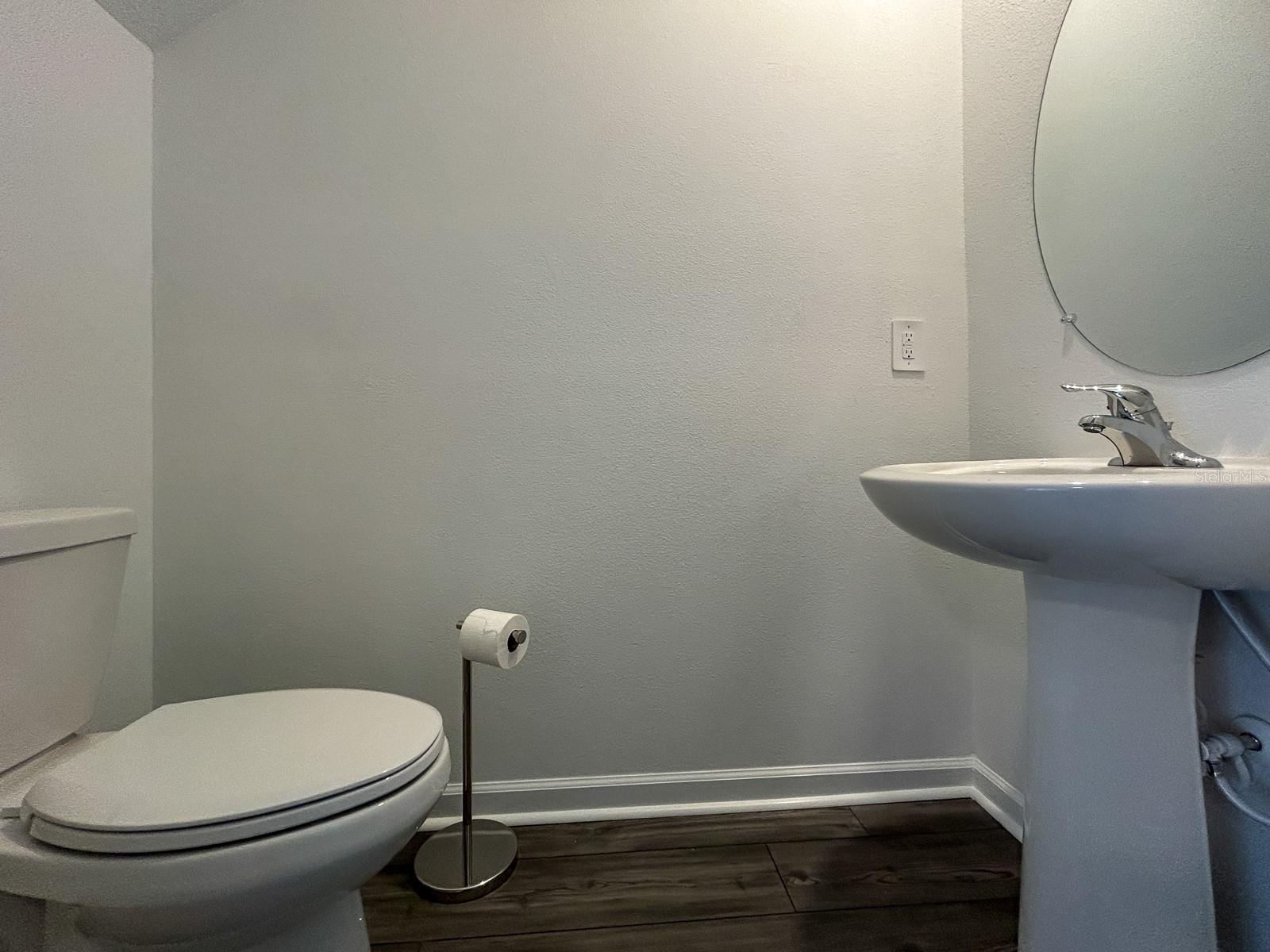 Image 11 of 35 For 14435 164th Road