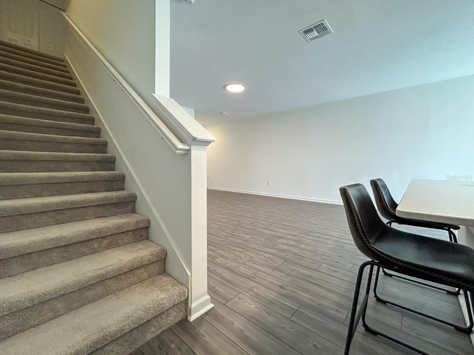 Image 13 of 35 For 14435 164th Road