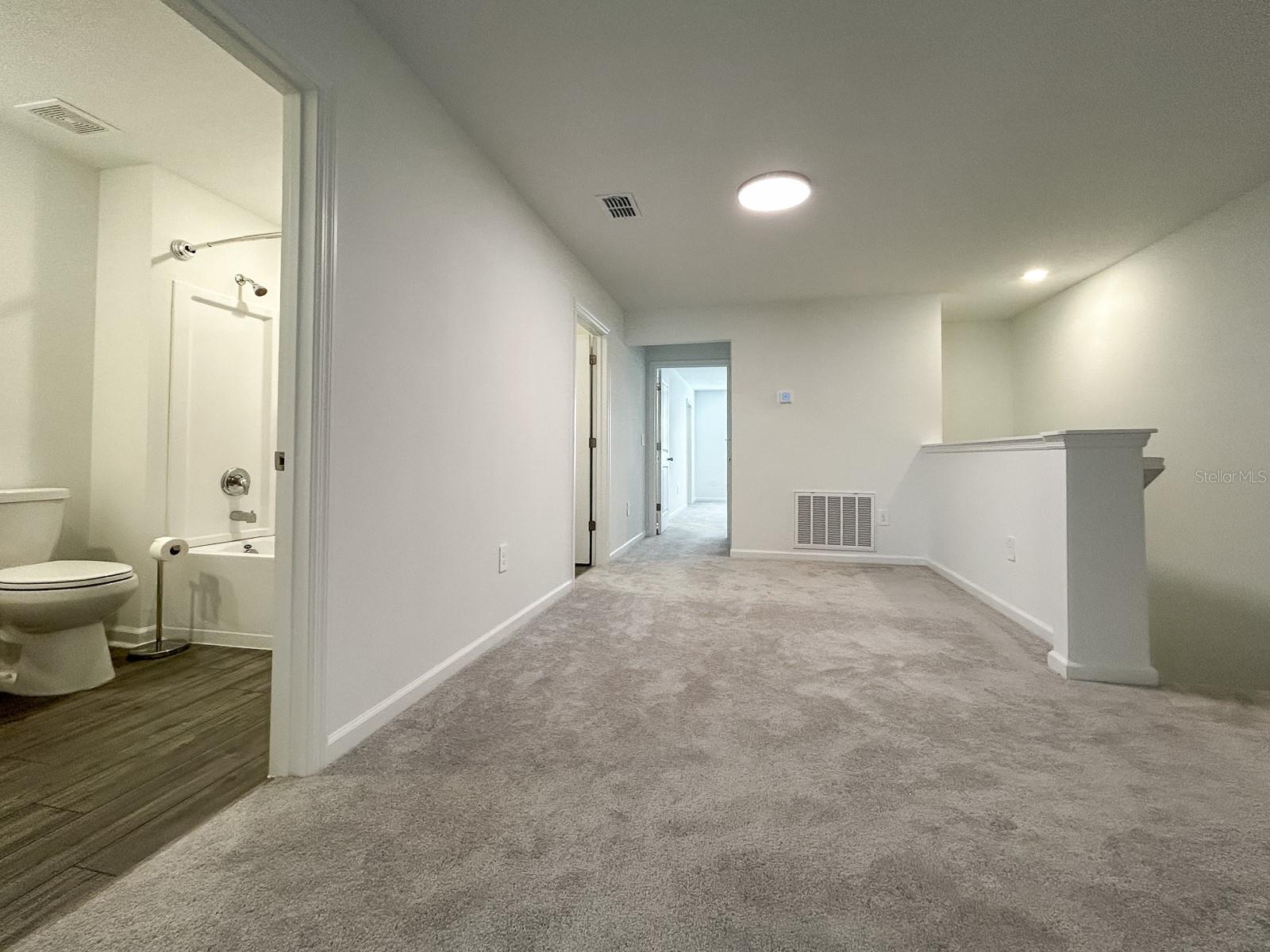 Image 17 of 35 For 14435 164th Road