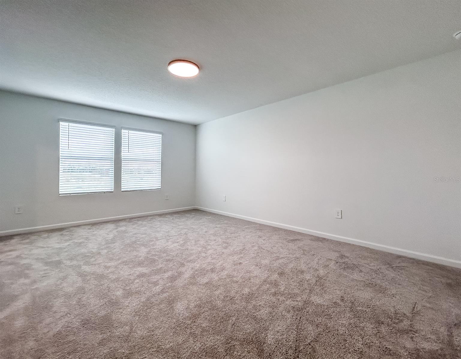 Image 23 of 35 For 14435 164th Road