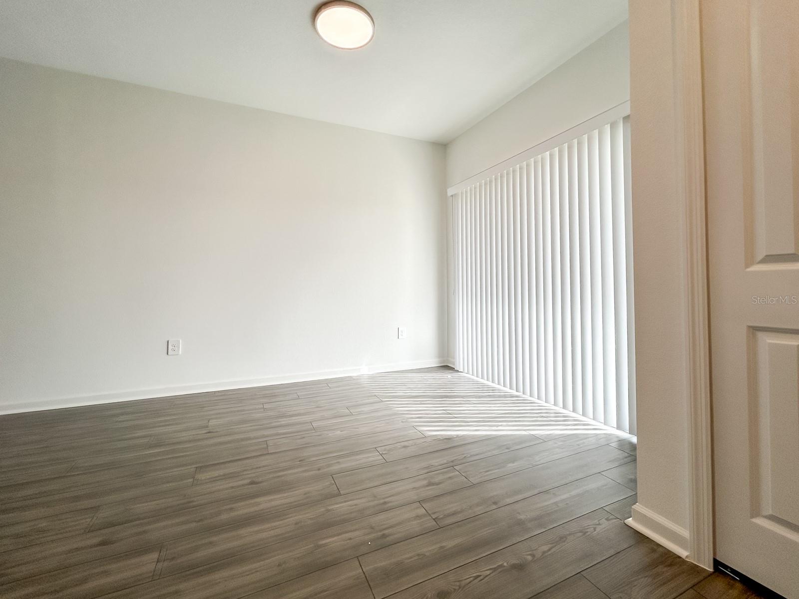 Image 9 of 35 For 14435 164th Road