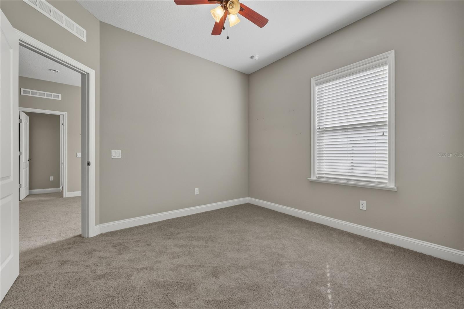 Image 23 of 31 For 944 251st Drive