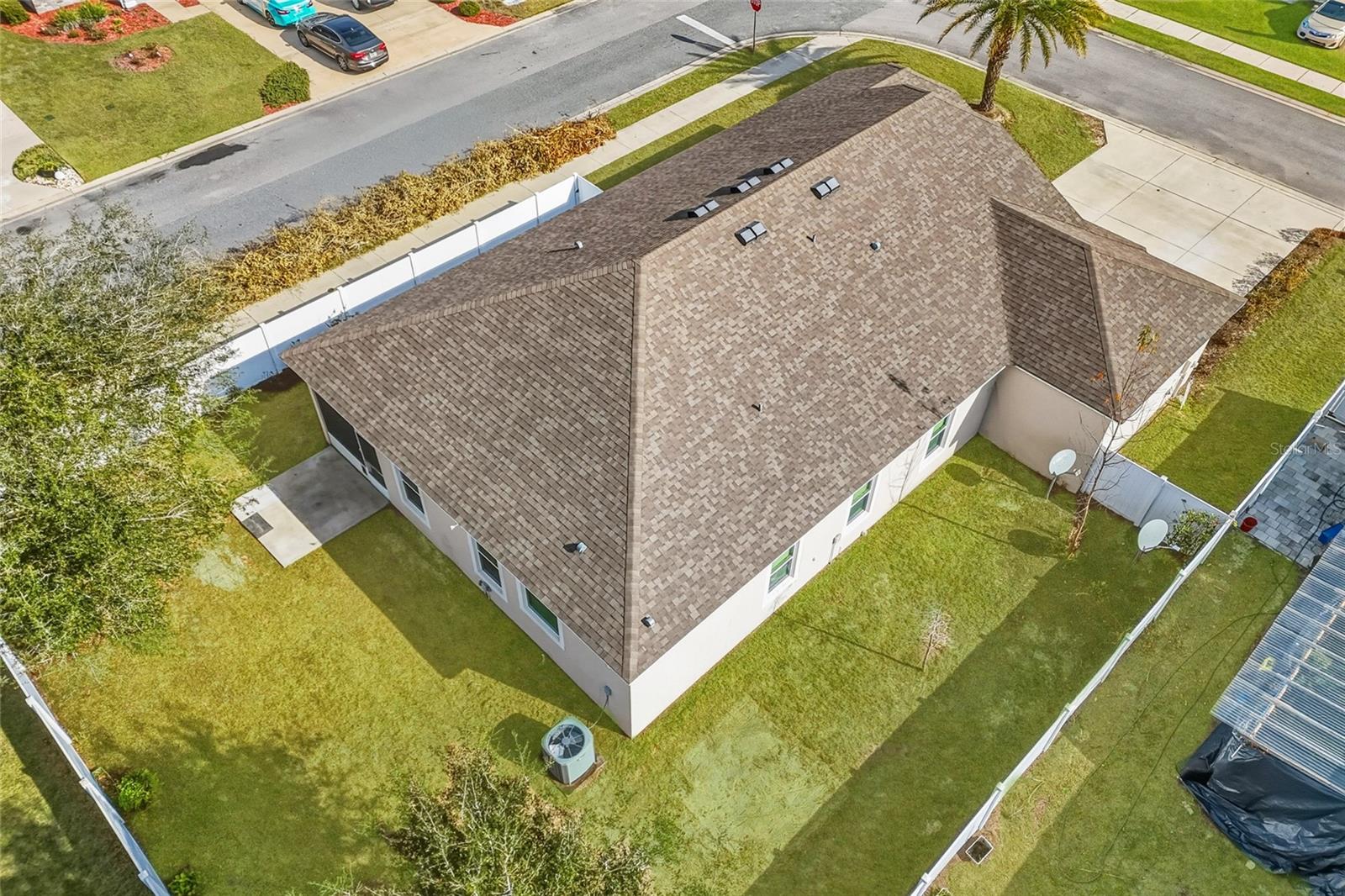 Image 29 of 31 For 944 251st Drive