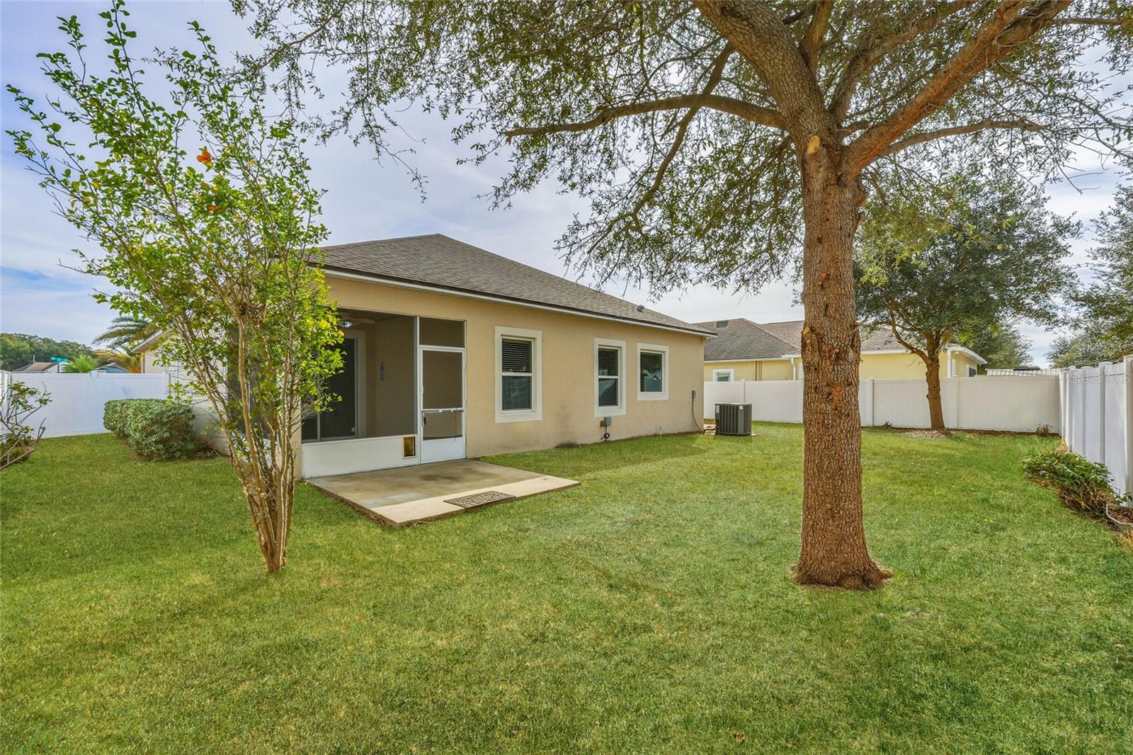 Image 30 of 31 For 944 251st Drive