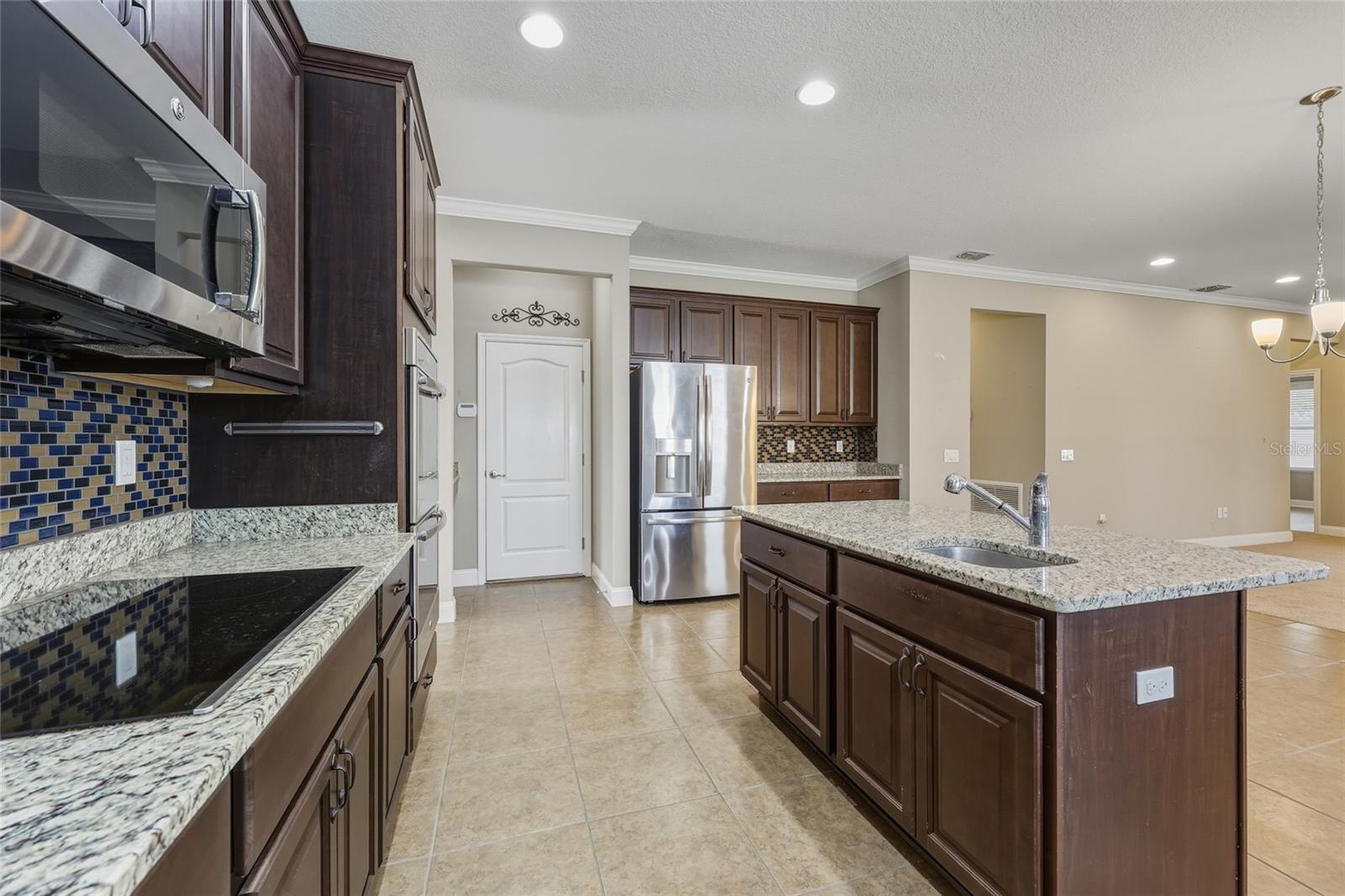 Image 9 of 31 For 944 251st Drive