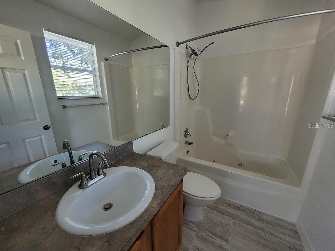 Image 15 of 19 For 3890 20th Avenue 1712