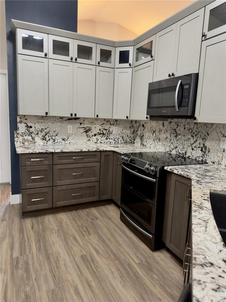 Image 14 of 83 For 4708 73rd Trail