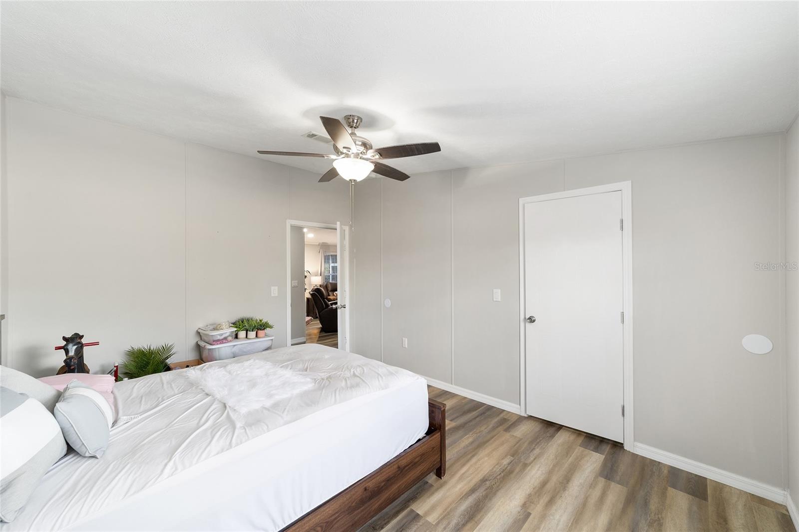 Image 20 of 49 For 11922 197th Terrace