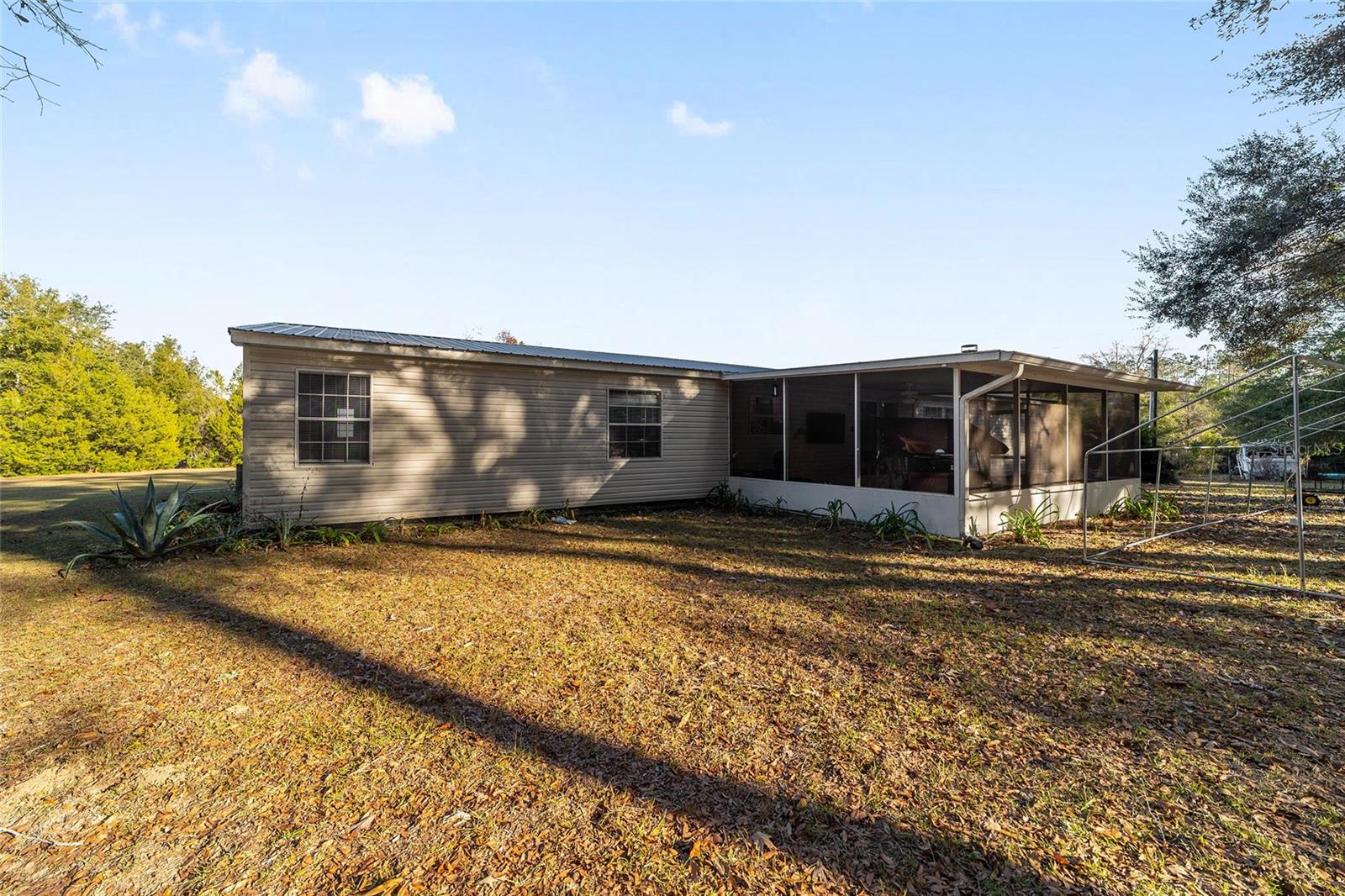 Image 47 of 49 For 11922 197th Terrace