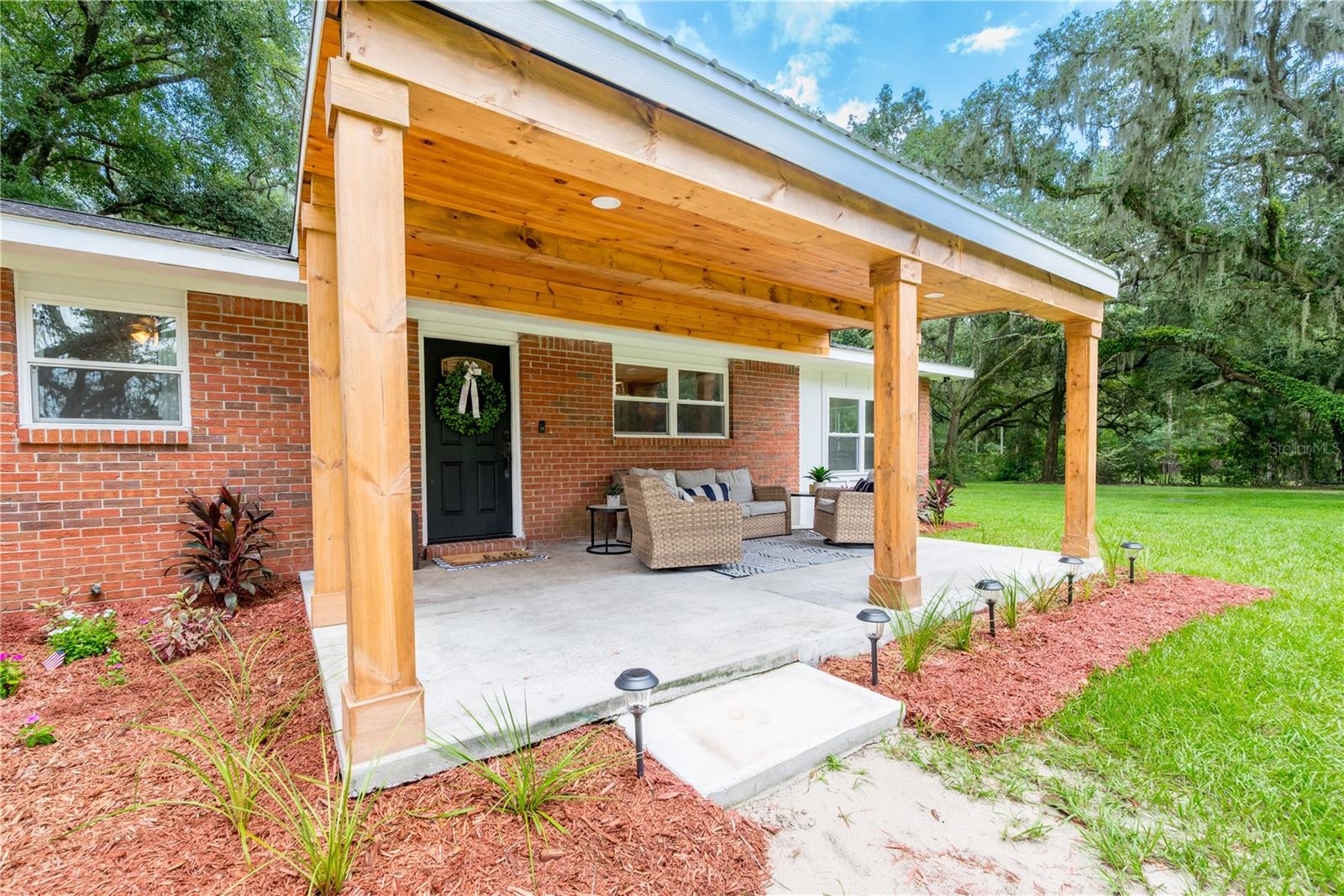 Image 2 of 44 For 14545 155th Avenue