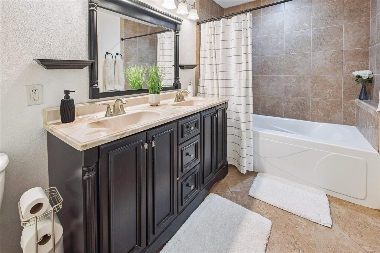 Image 29 of 44 For 14545 155th Avenue