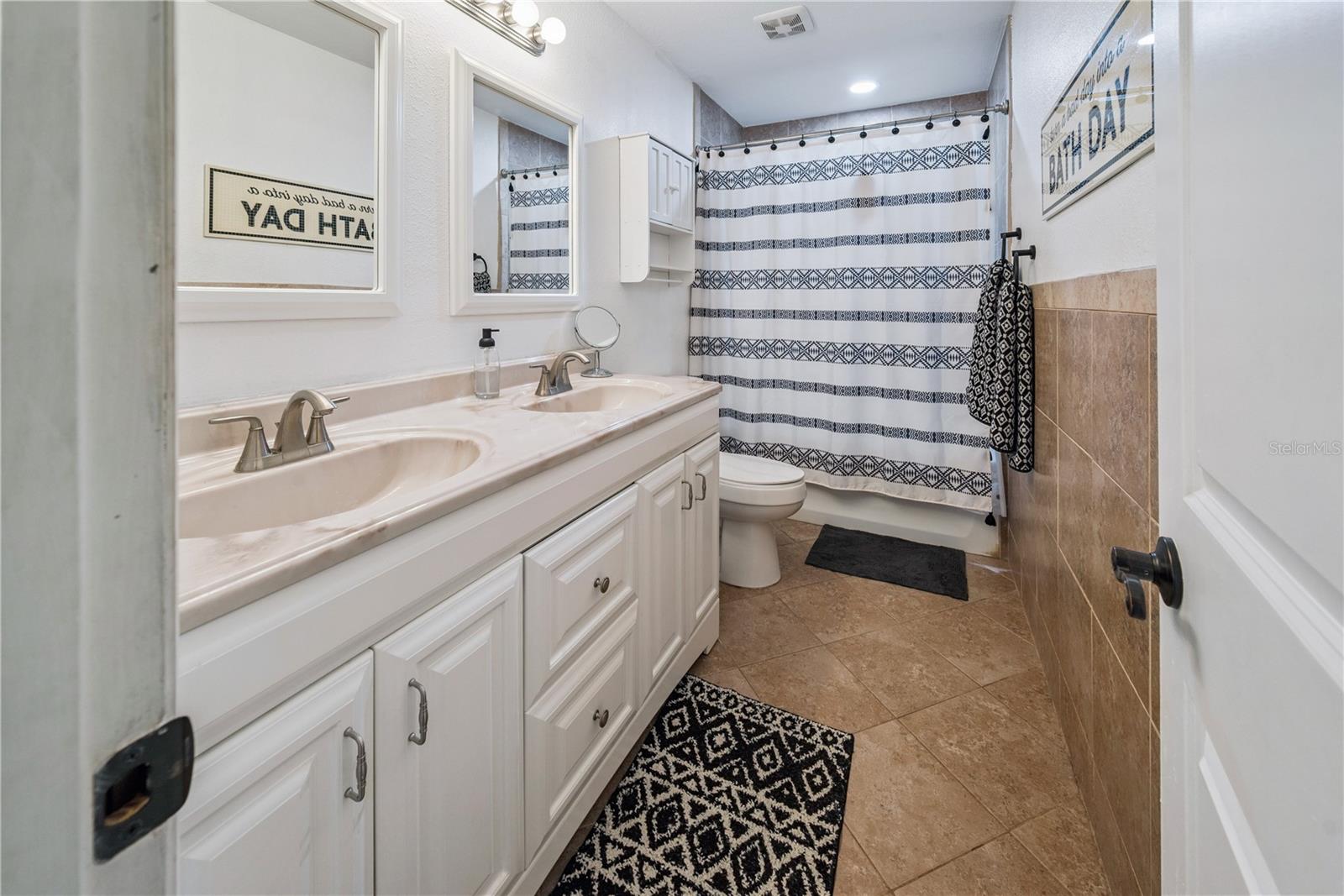 Image 40 of 44 For 14545 155th Avenue