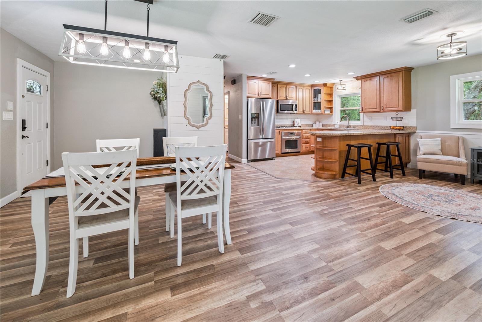 Image 7 of 44 For 14545 155th Avenue