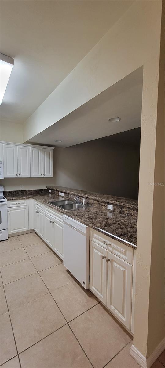 Image 6 of 32 For 1561 29th Road 7