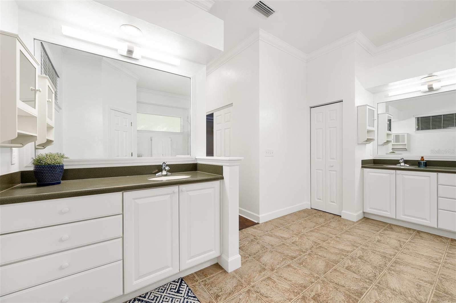 Image 23 of 51 For 7636 86th Way