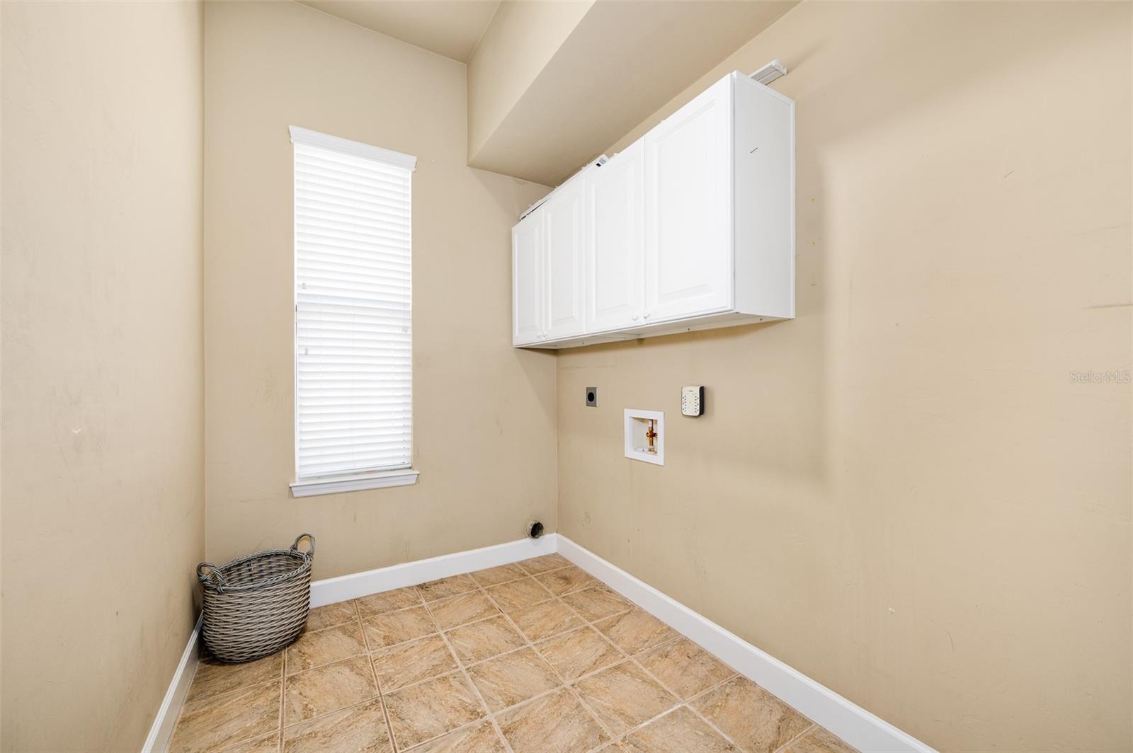 Image 33 of 51 For 7636 86th Way