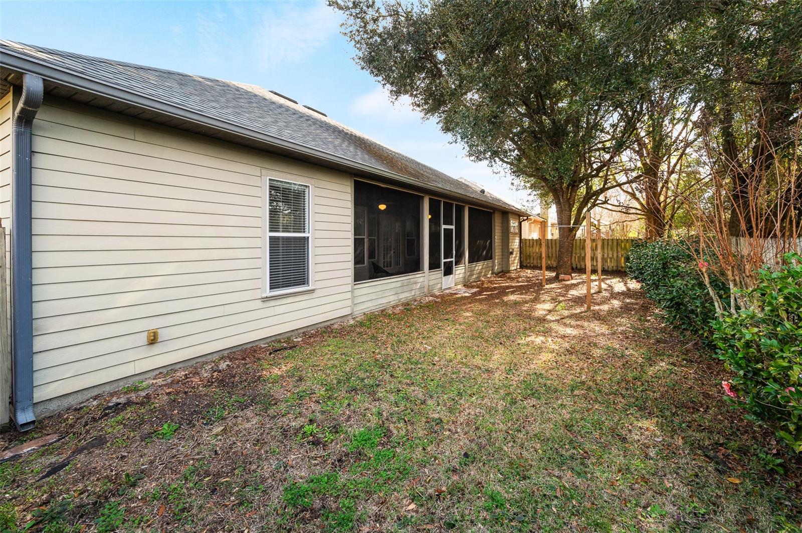 Image 39 of 51 For 7636 86th Way