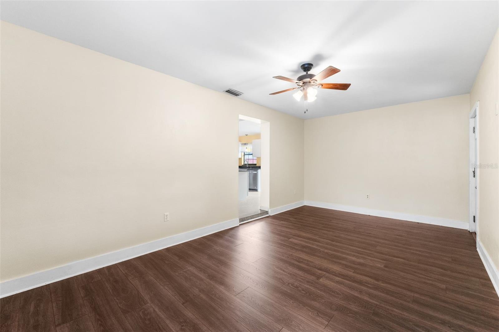 Image 4 of 31 For 4005 21st Drive