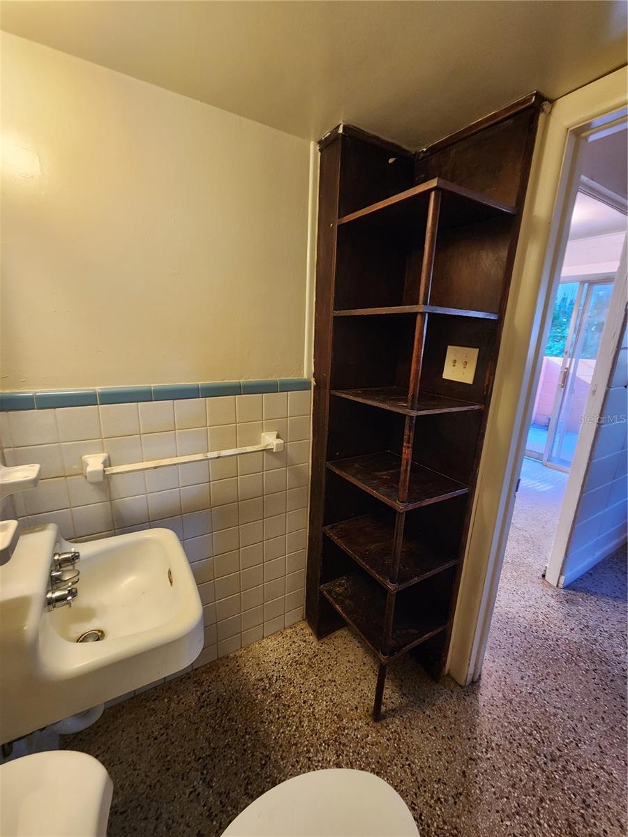 Listing photo id 18 for Address Not Provided