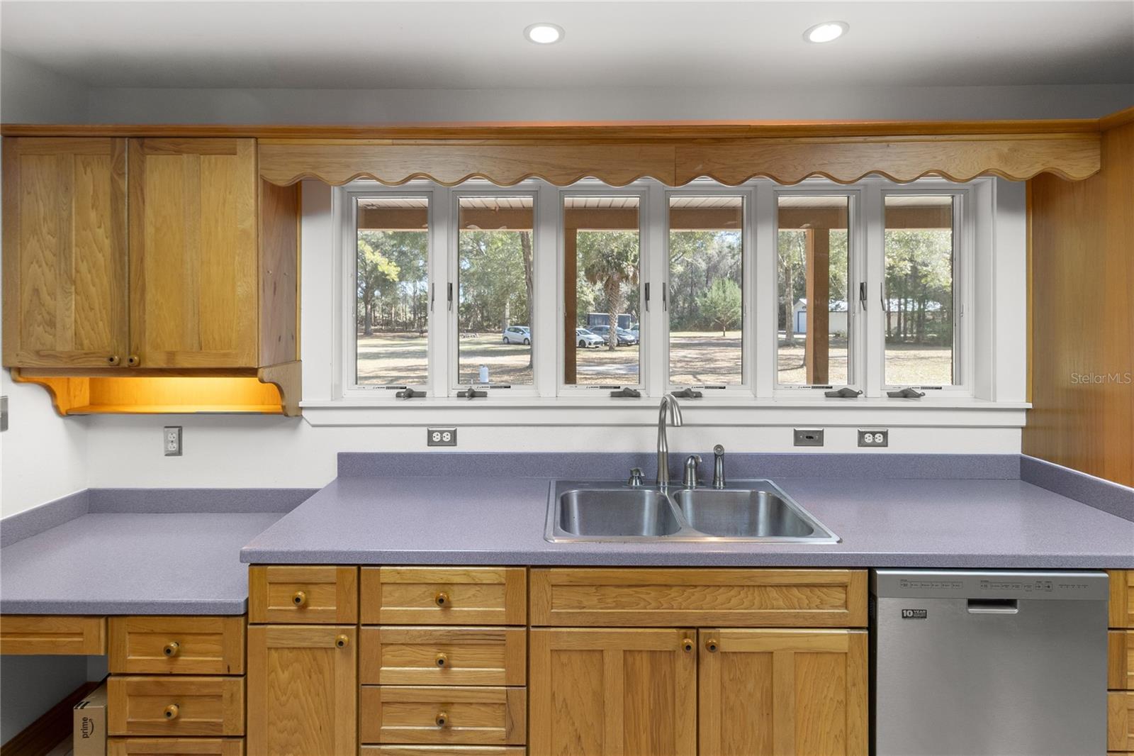 Image 33 of 94 For 8350 77th Place