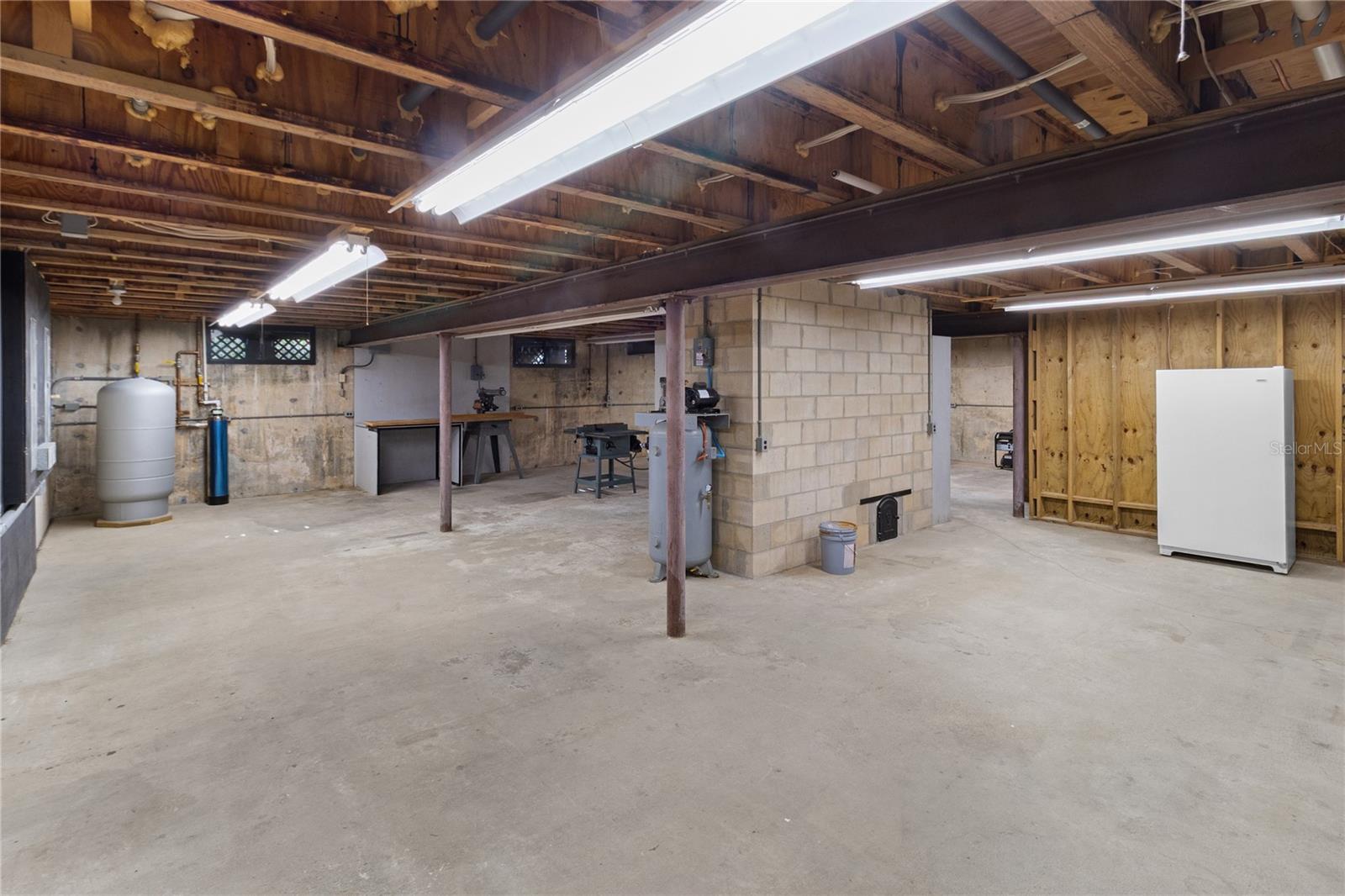 Image 65 of 94 For 8350 77th Place