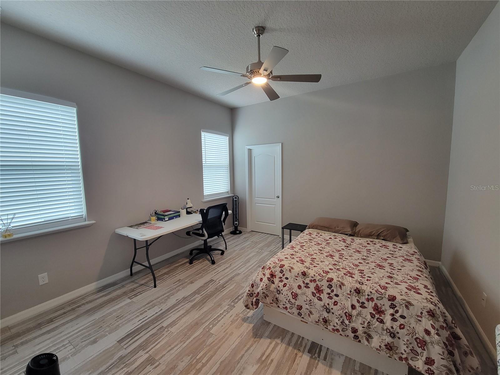 Image 13 of 25 For 6323 47th Terrace