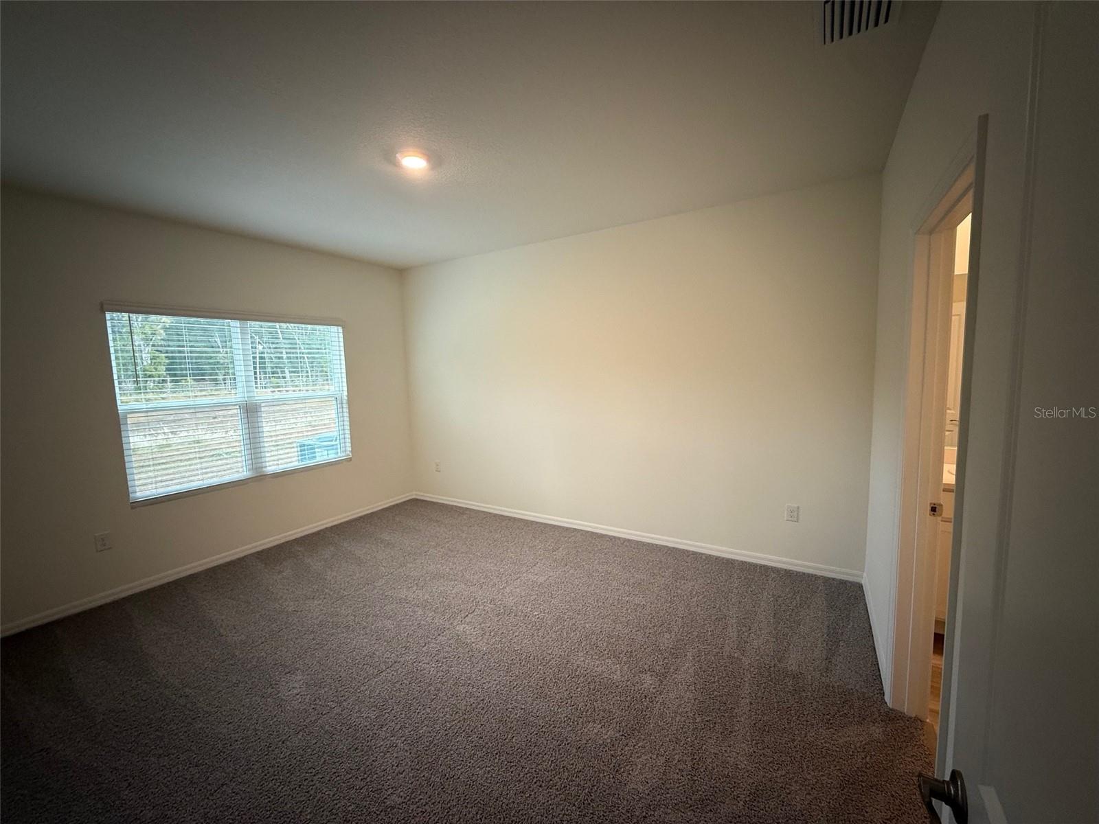 Image 11 of 28 For 5322 52nd Court