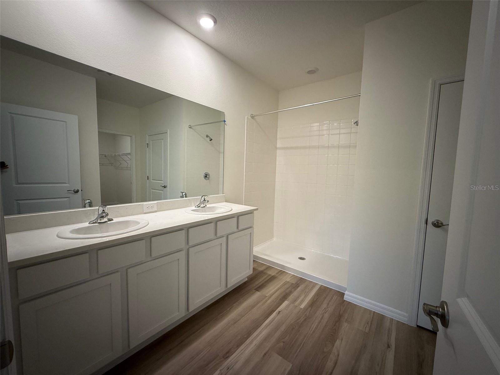 Image 13 of 28 For 5322 52nd Court