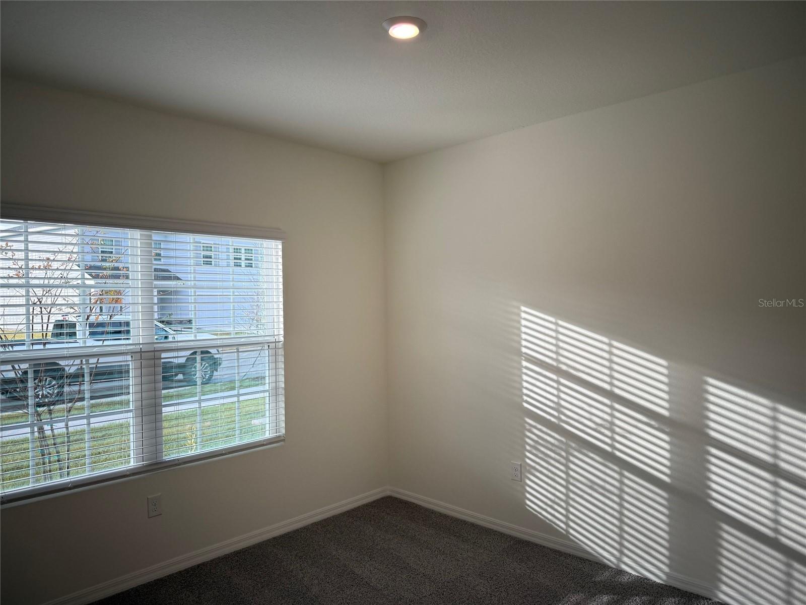 Image 16 of 28 For 5322 52nd Court