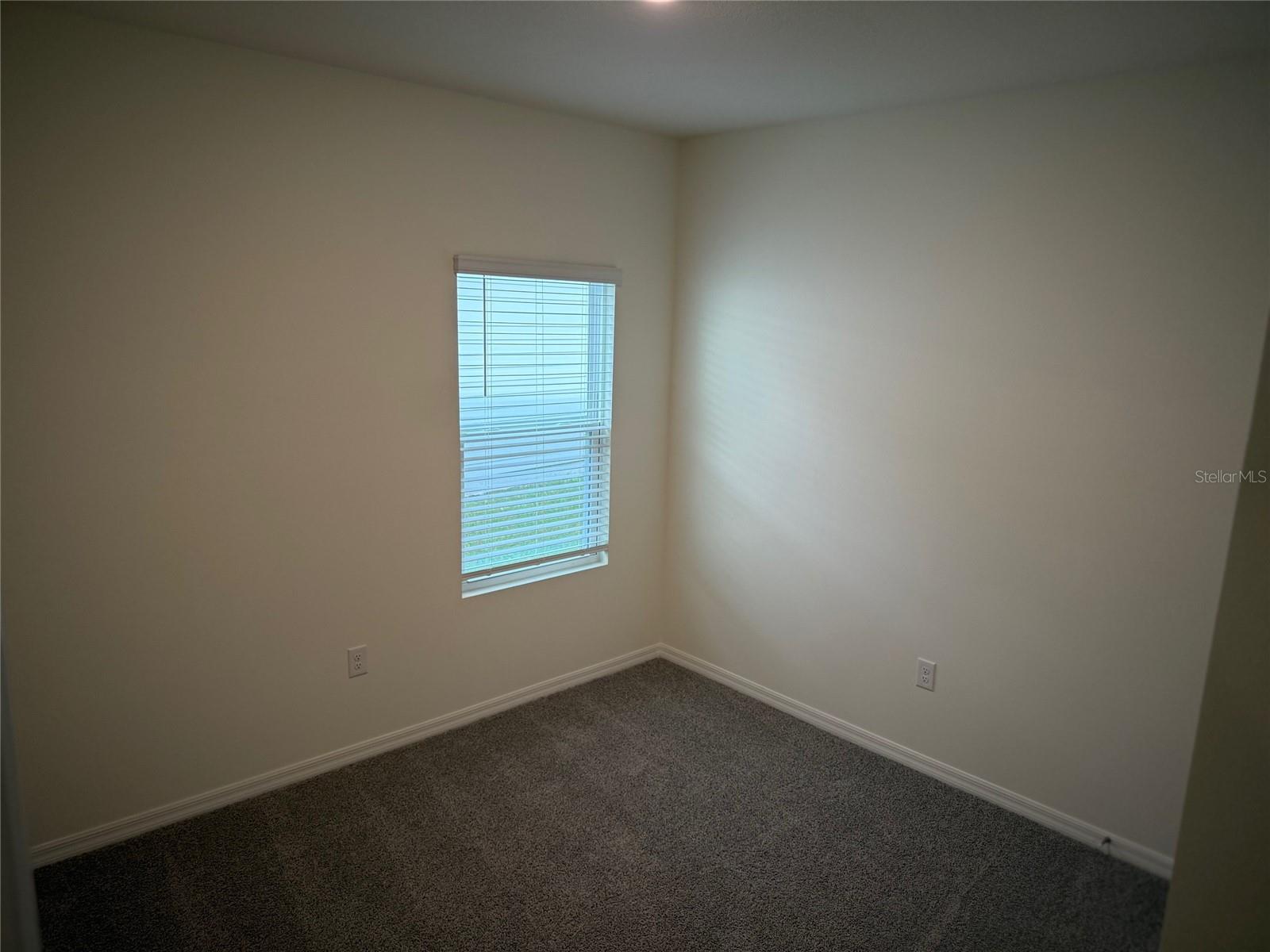 Image 18 of 28 For 5322 52nd Court