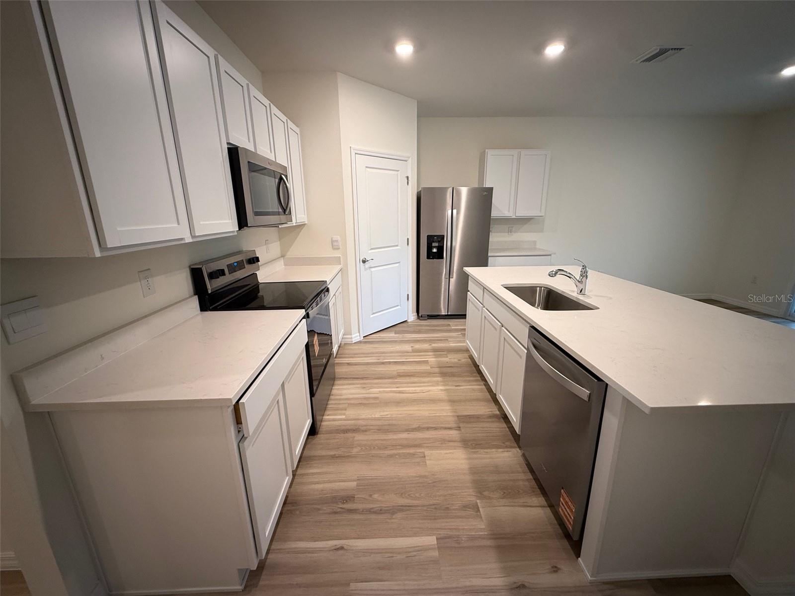 Image 7 of 28 For 5322 52nd Court