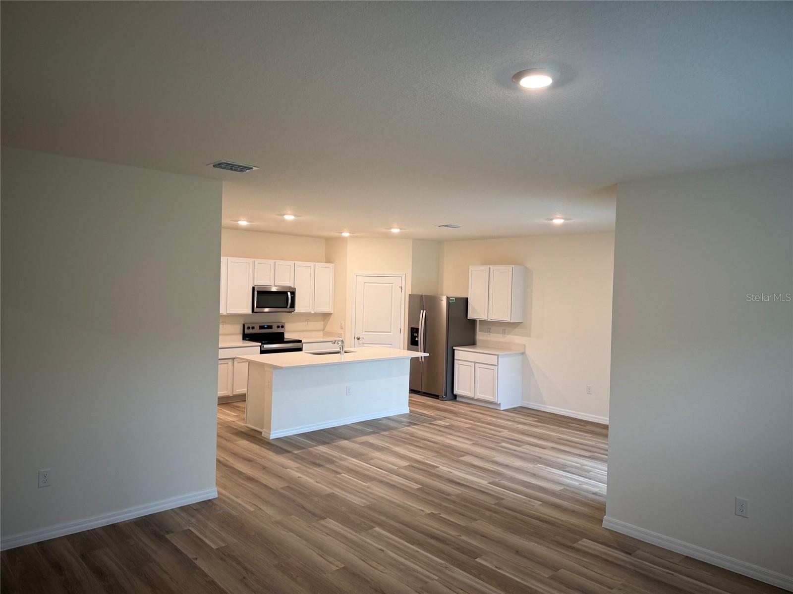 Image 8 of 28 For 5322 52nd Court