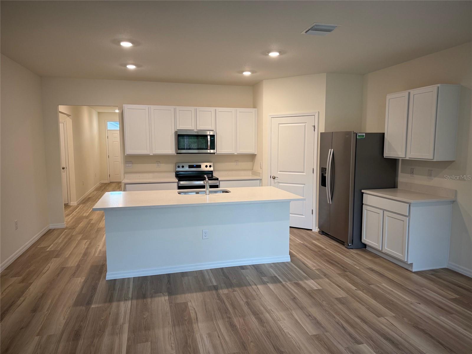 Image 9 of 28 For 5322 52nd Court