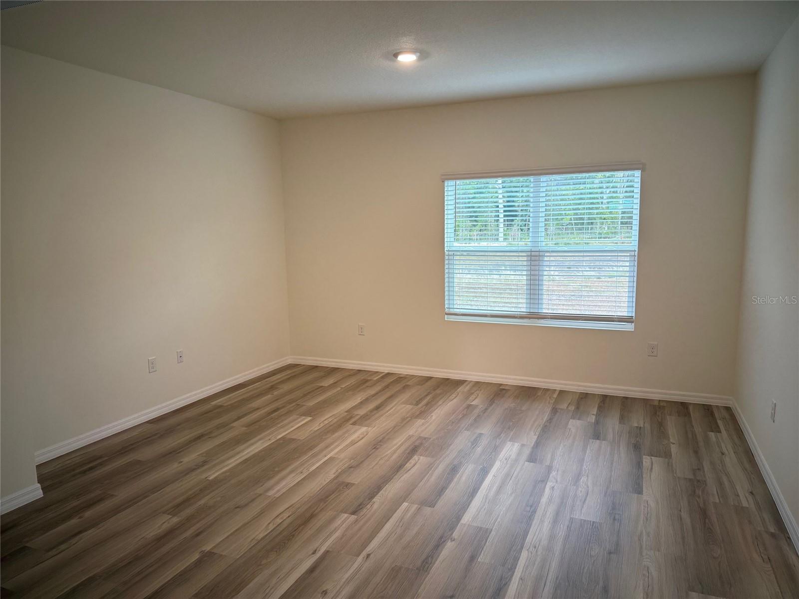 Image 12 of 30 For 5314 52nd Court