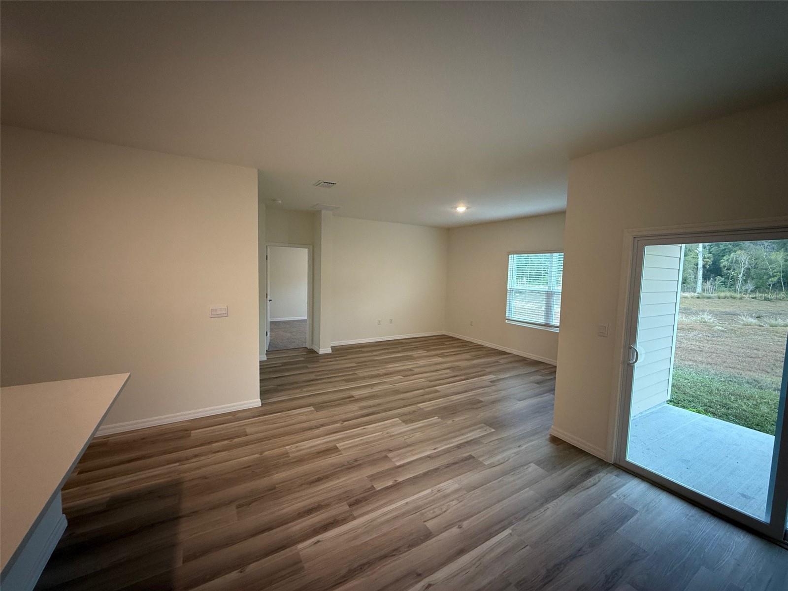 Image 7 of 30 For 5314 52nd Court