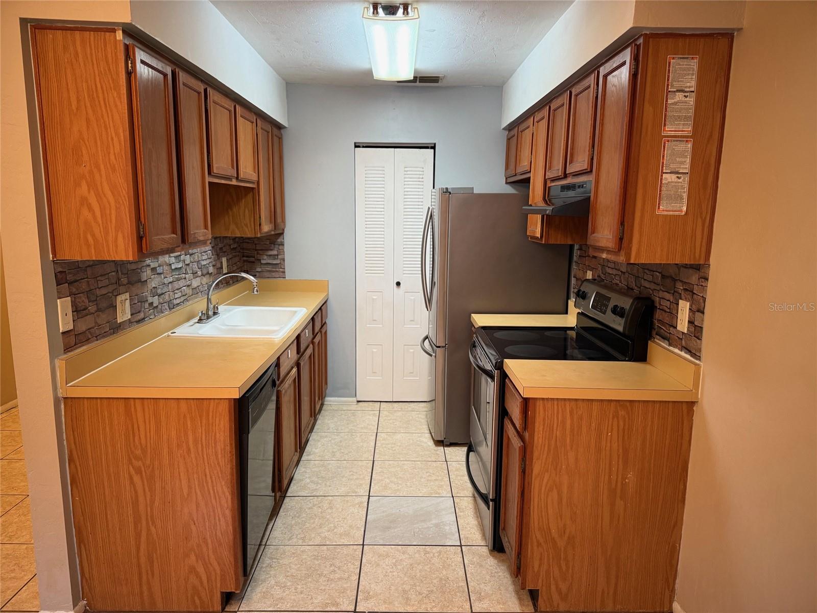 Image 2 of 18 For 7028 46th Avenue