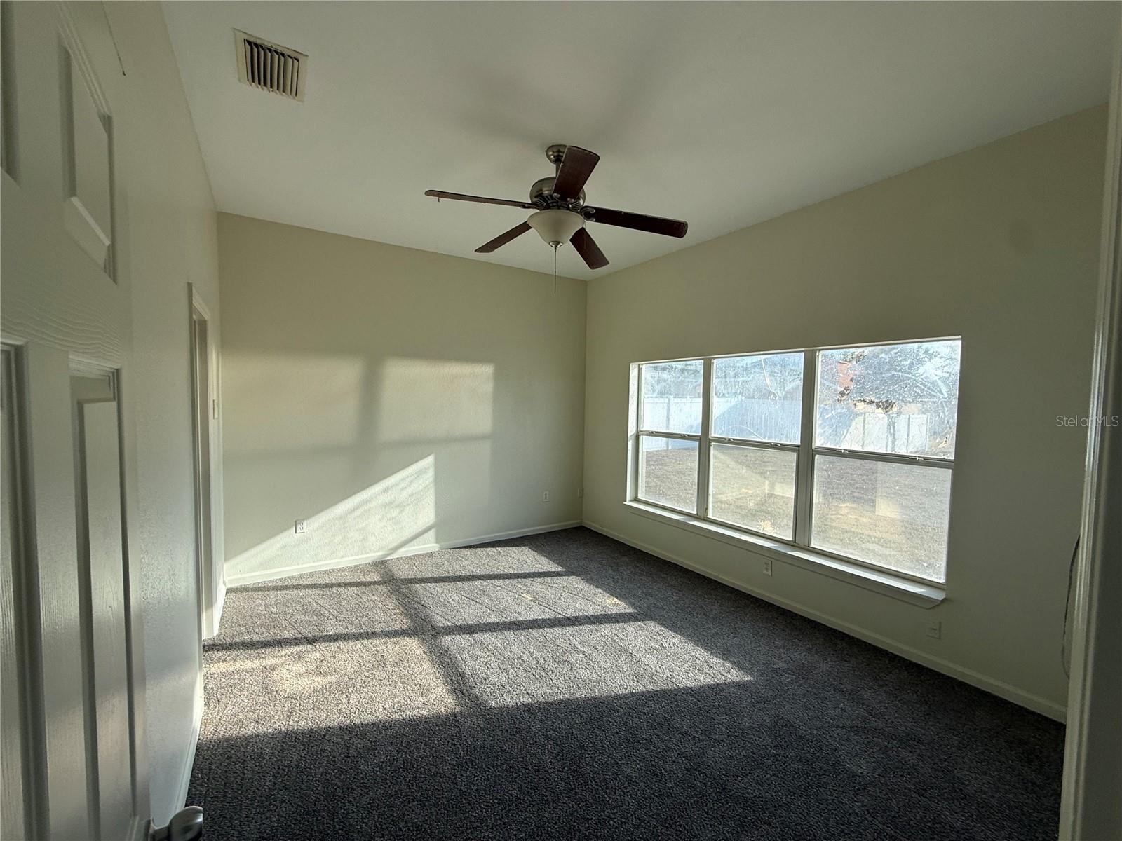 Image 11 of 19 For 5000 40th Place