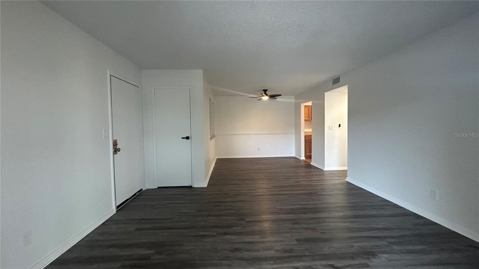 Image 4 of 16 For 6519 Newberry Road 705