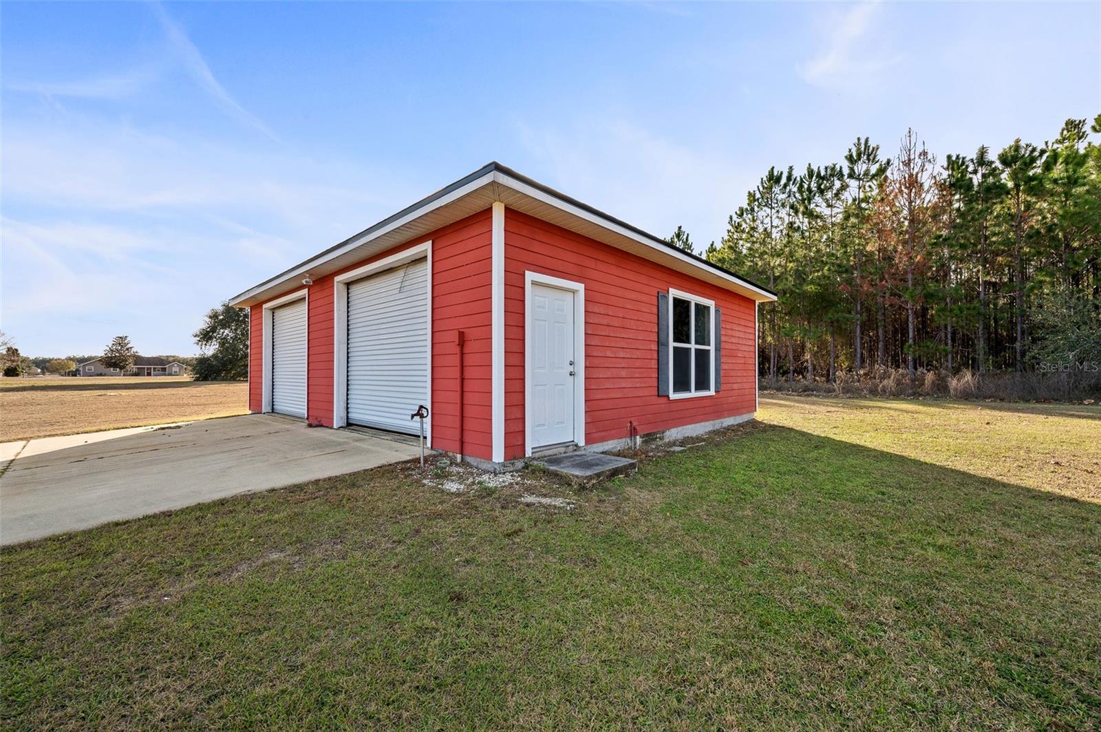 Image 35 of 40 For 10215 98 Th Avenue